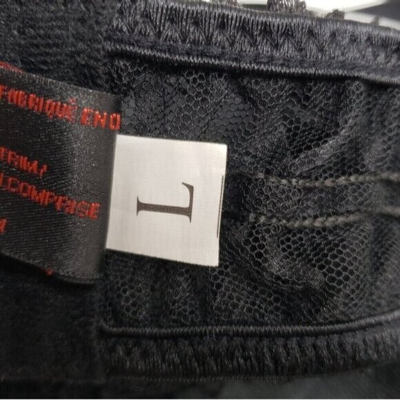 Coquette Sexy Bra Deep Red Black Lace Balconette Size Large - Picture 11 of 12